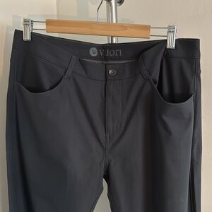 NWOT Vuori men’s Meta pants
